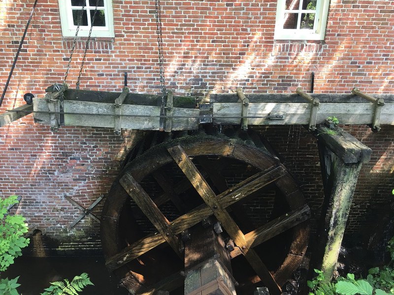 waterwheel-2413544_1280